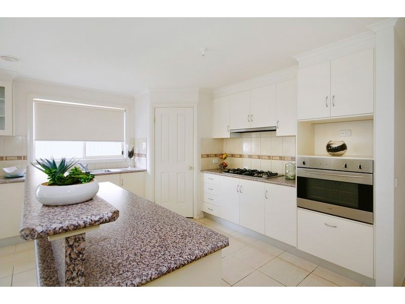 41 Newhaven Avenue, St Albans Park VIC 3219