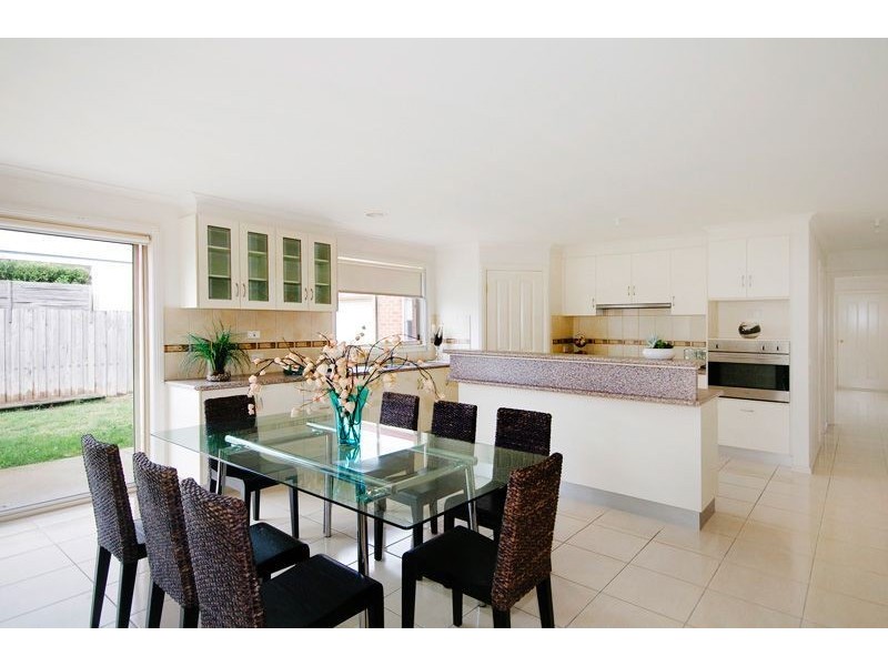 41 Newhaven Avenue, St Albans Park VIC 3219