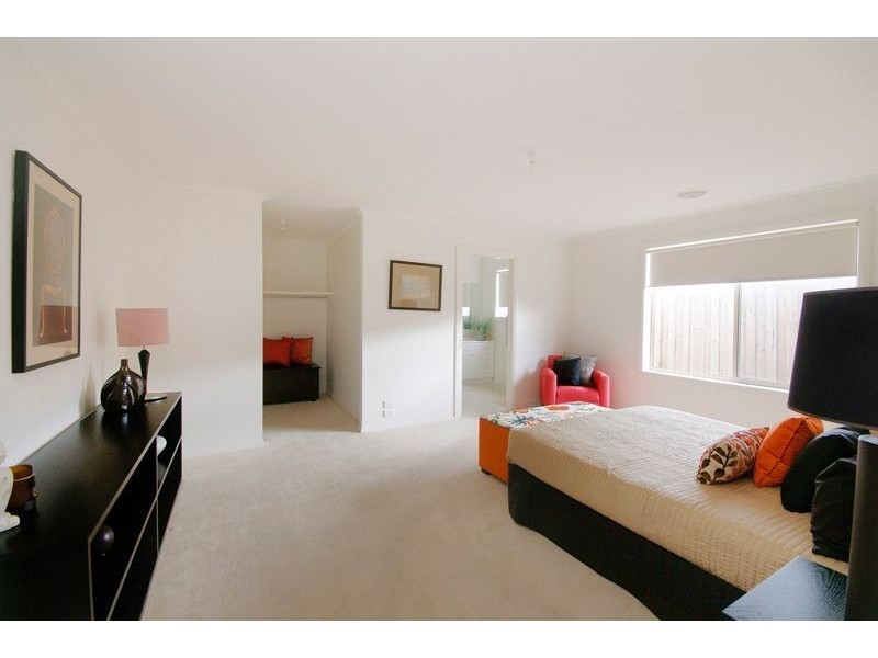 41 Newhaven Avenue, St Albans Park VIC 3219