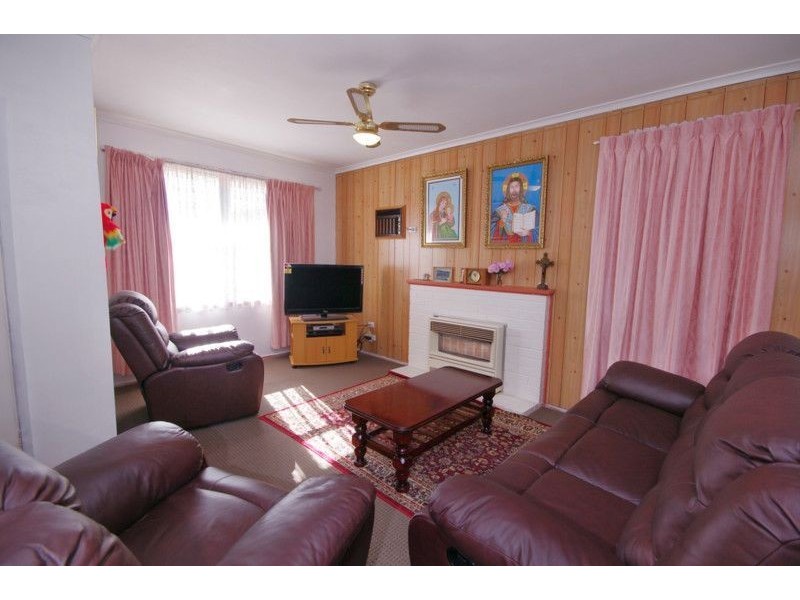 81 Vermont Avenue, Corio VIC 3214