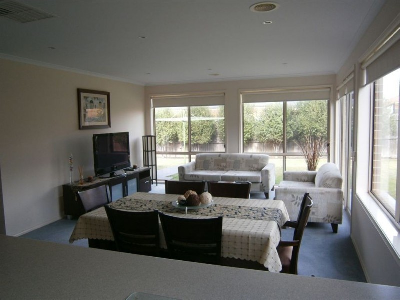 10 Furner Avenue, Bell Park VIC 3215