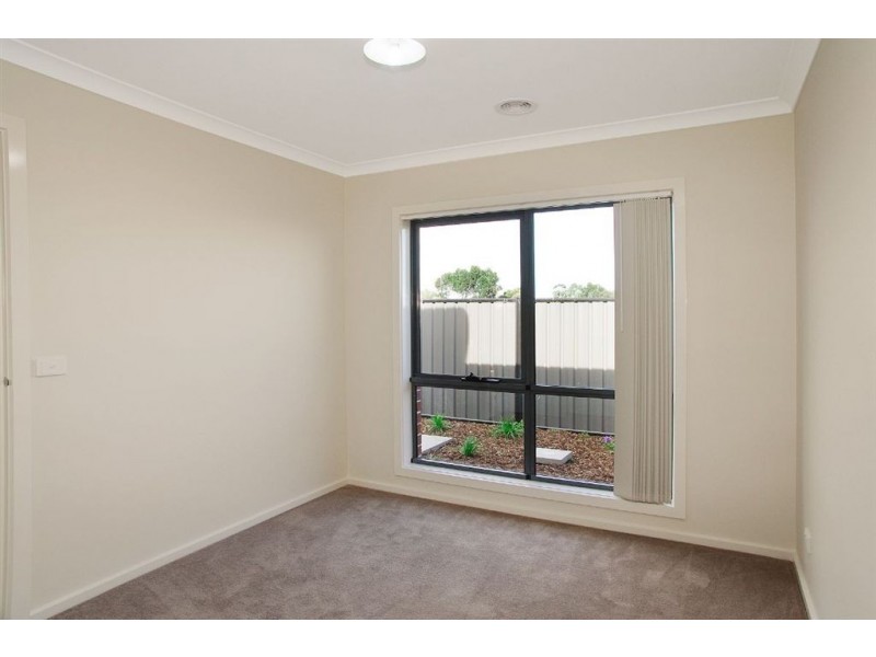 2/60 Benetti Drive, Lara VIC 3212