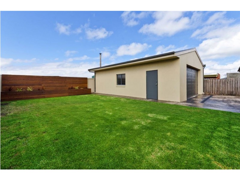 12 Nicholson Crescent, Bell Park VIC 3215