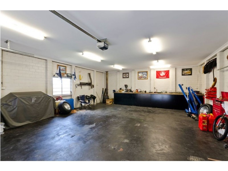 12 Nicholson Crescent, Bell Park VIC 3215