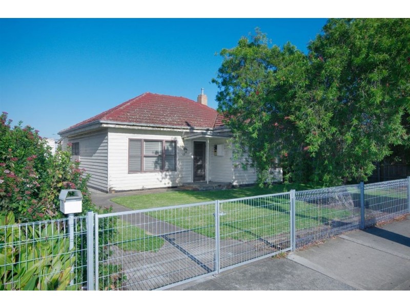 60 Bellarine Highway, Newcomb VIC 3219