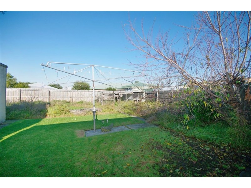 60 Bellarine Highway, Newcomb VIC 3219