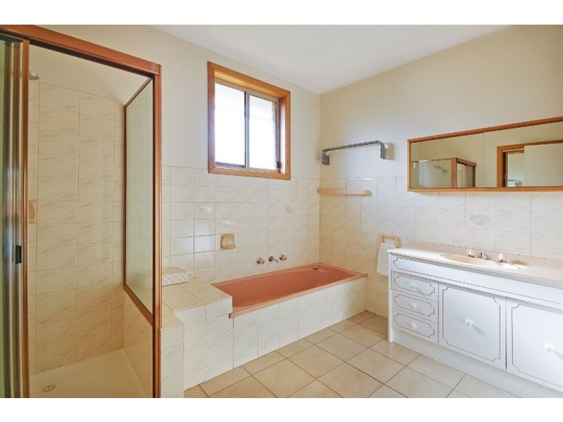 52 Fairbairn Drive, Corio VIC 3214