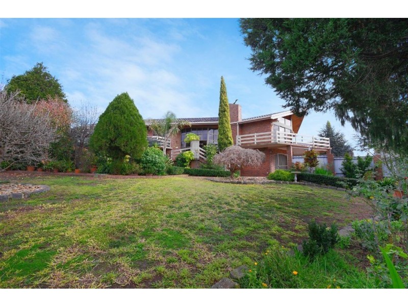 52 Leila Crescent, Bell Post Hill VIC 3215