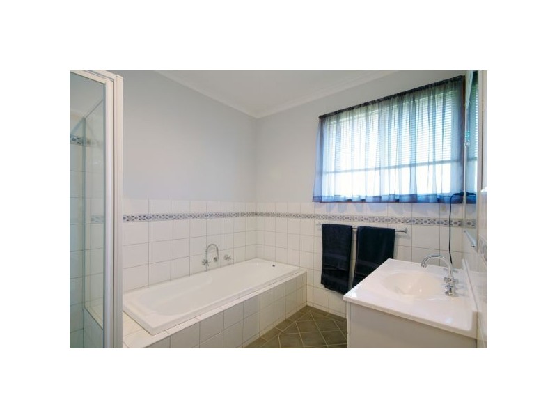34 Beulah Street, Hamlyn Heights VIC 3215