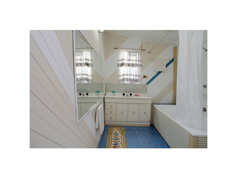 120 Sparks Road, Norlane VIC 3214