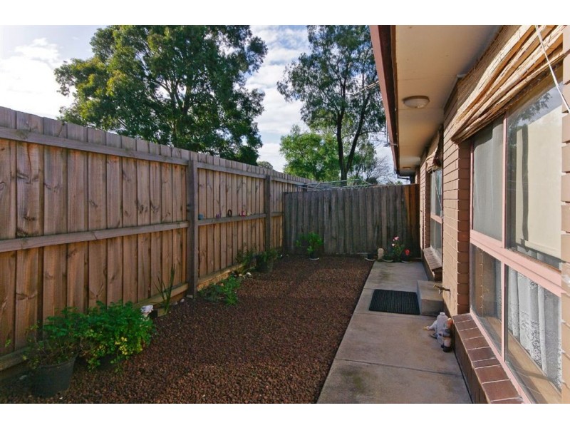 84 Princes Highway, Norlane VIC 3214