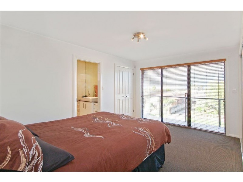 1/4 Wellwood Avenue, Norlane VIC 3214