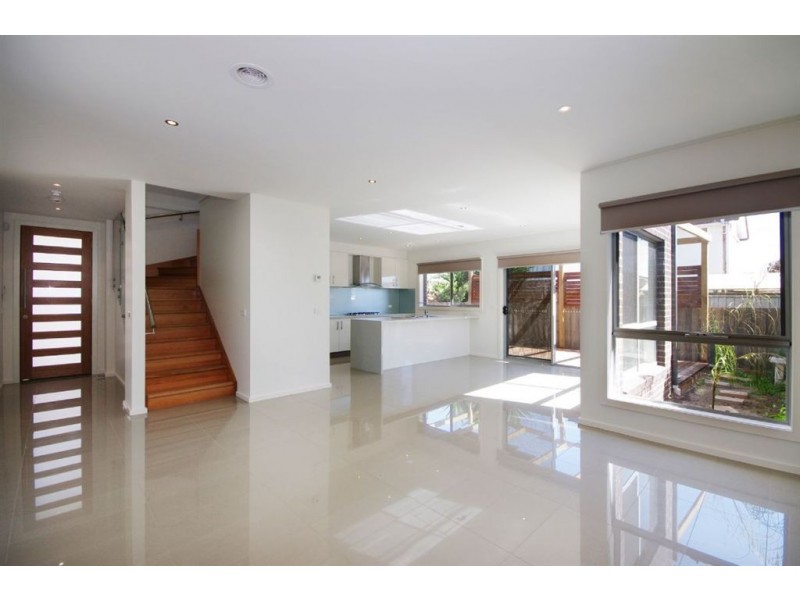 2/92 Darriwill Street, Bell Post Hill VIC 3215