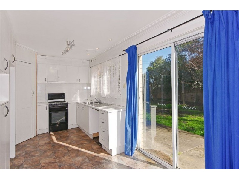 3 Anakie Road, Hamlyn Heights VIC 3215
