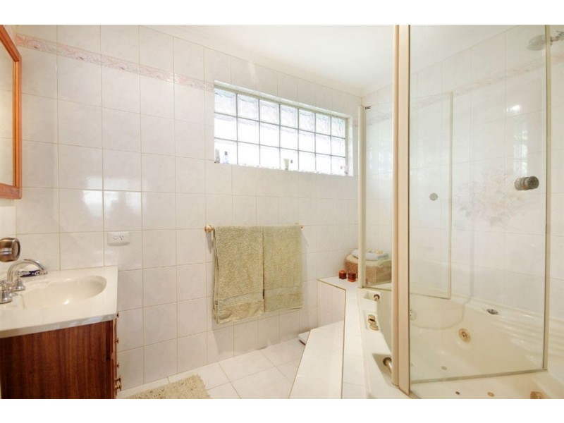 2 Banksia Square, Corio VIC 3214