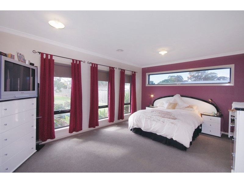 14 Hailar Lane, Lara VIC 3212