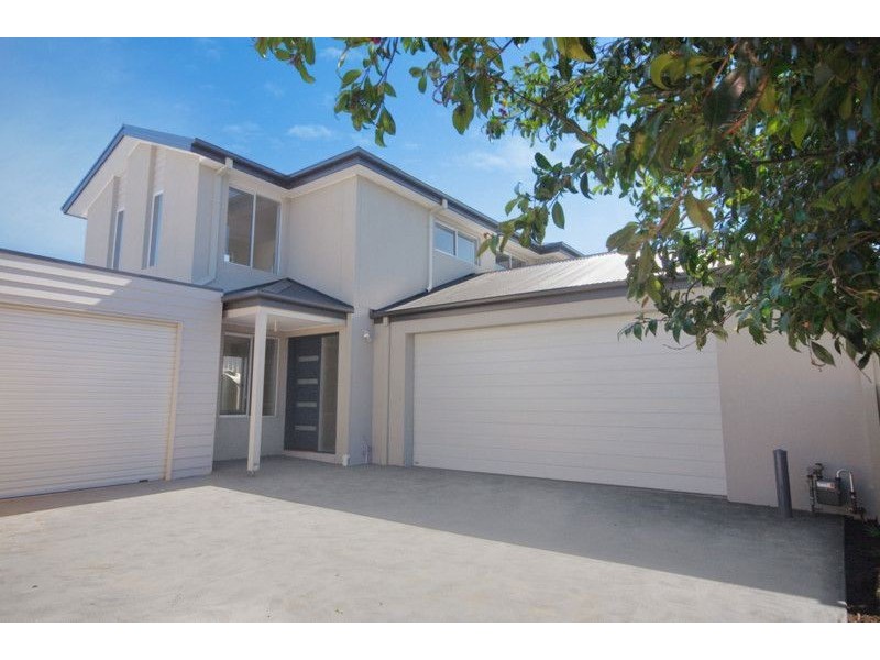 2/30 Willana Avenue, Hamlyn Heights VIC 3215