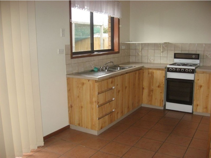 2/228 Anakie Road, Bell Park VIC 3215