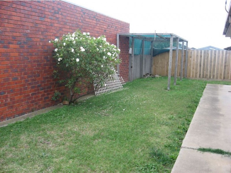 2/228 Anakie Road, Bell Park VIC 3215