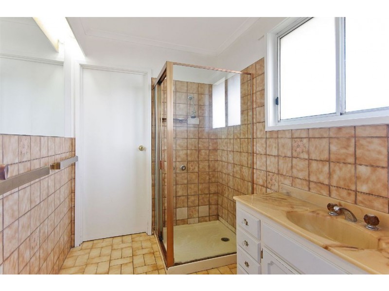 3 Anakie Road, Hamlyn Heights VIC 3215