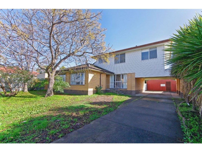 3 Anakie Road, Hamlyn Heights VIC 3215