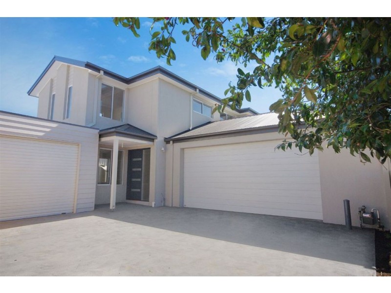 2/30 Willana Avenue, Hamlyn Heights VIC 3215