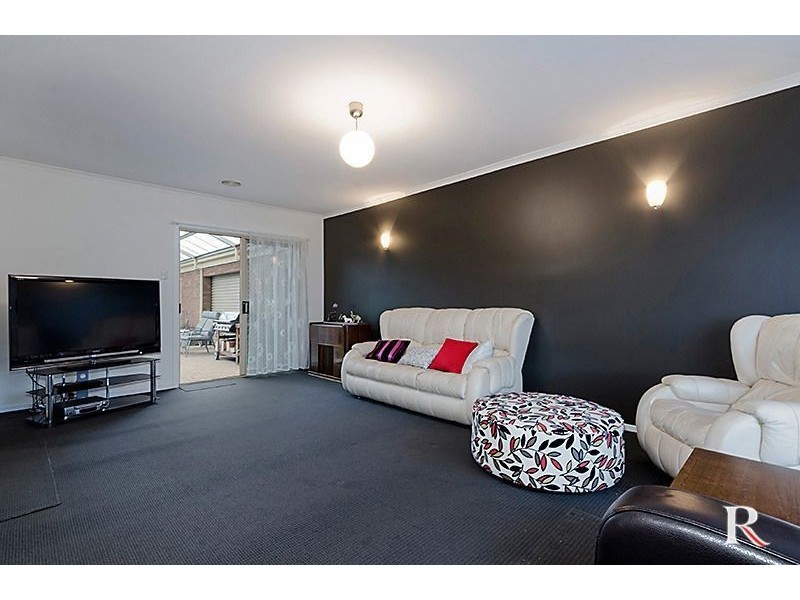 70 Cloverdale Drive, Corio VIC 3214