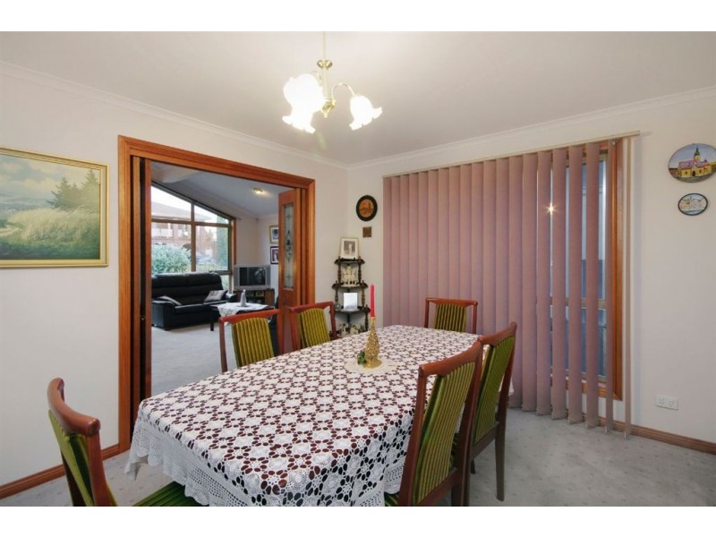 28 Darcy Crescent, Bell Post Hill VIC 3215