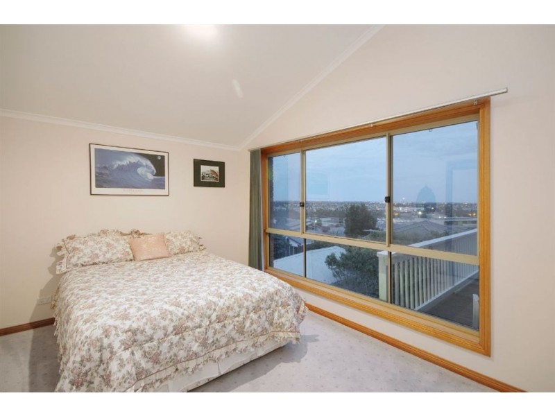 28 Darcy Crescent, Bell Post Hill VIC 3215