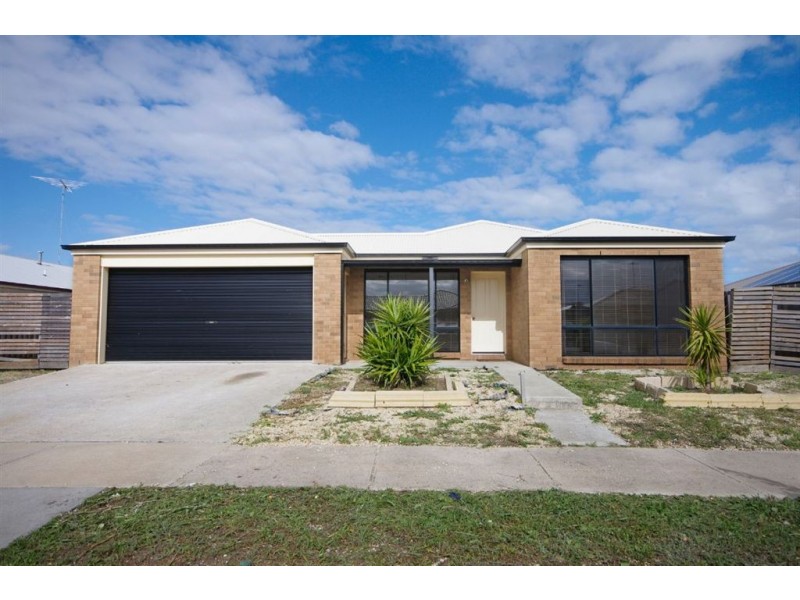 8 Hibbertia Court, Corio VIC 3214