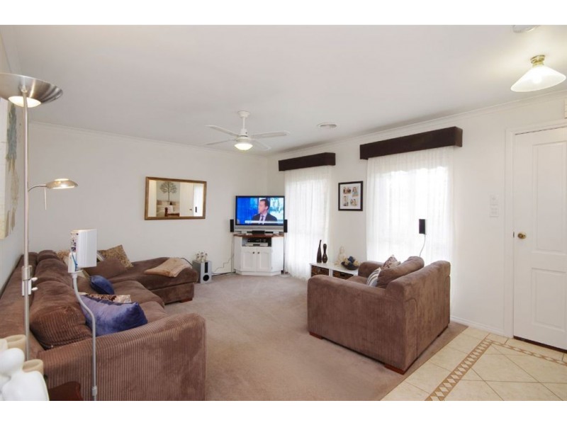 14 Fieldman Court, Corio VIC 3214