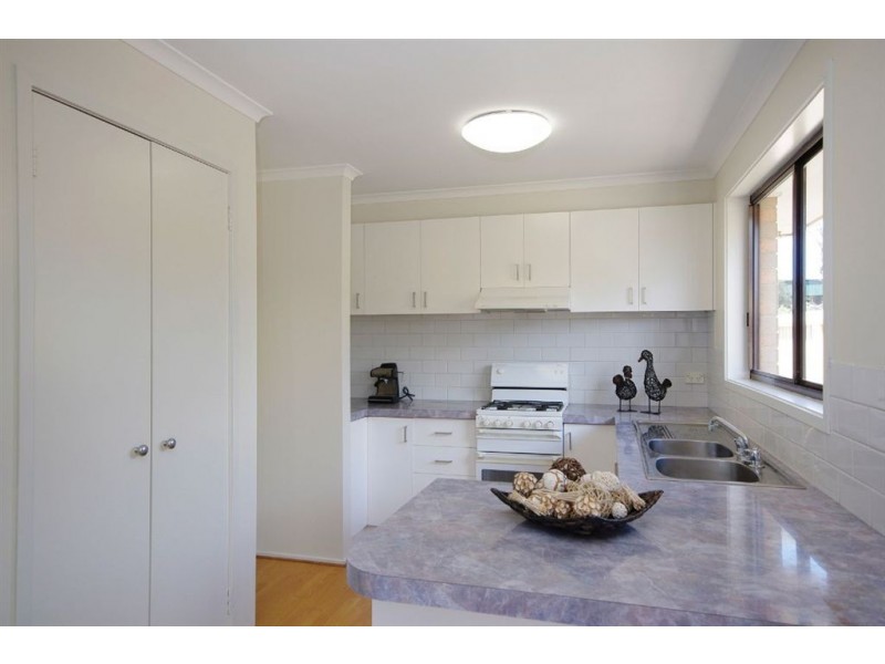 1/4 Karlovac Court, Bell Park VIC 3215