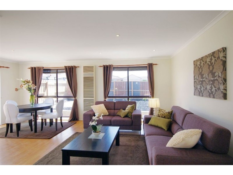 1/4 Karlovac Court, Bell Park VIC 3215