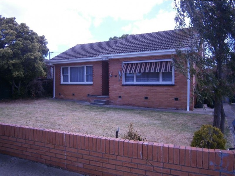 31 Rodbrough Crescent, Corio VIC 3214