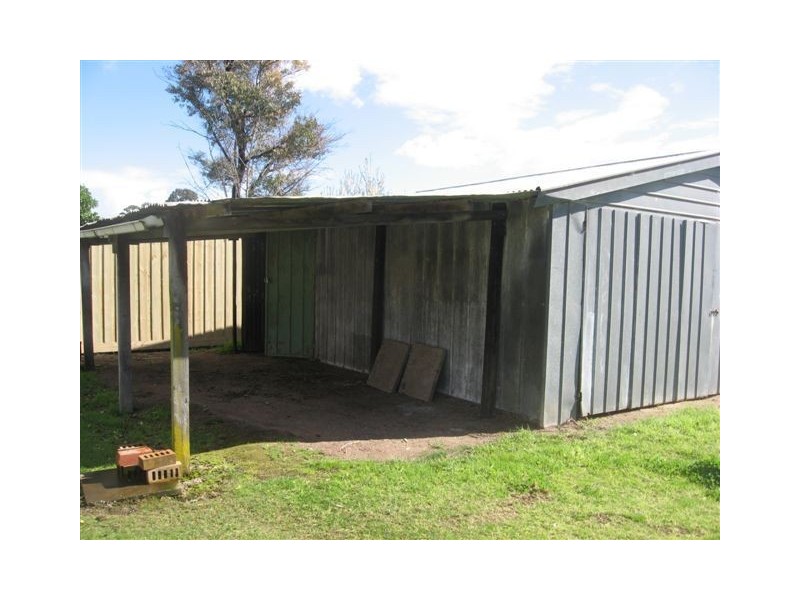 8 Kalinga Street, Norlane VIC 3214