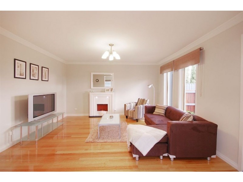 1/17 Braund Avenue, Bell Post Hill VIC 3215