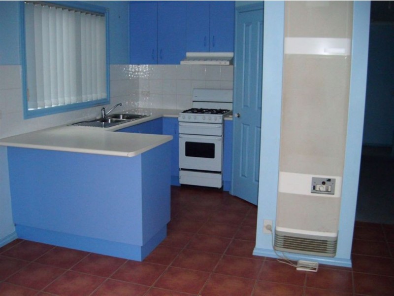 2/12-14 Karlovac Court, Bell Park VIC 3215