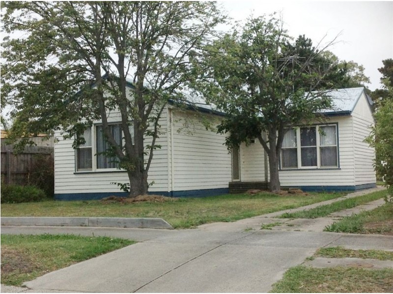 2 Griffen Street, Hamlyn Heights VIC 3215