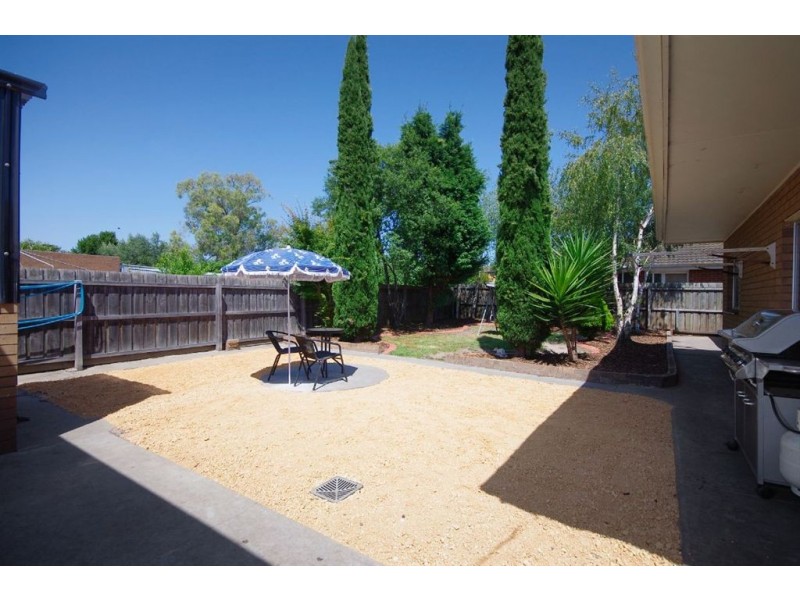 77 Dunloe Avenue, Norlane VIC 3214