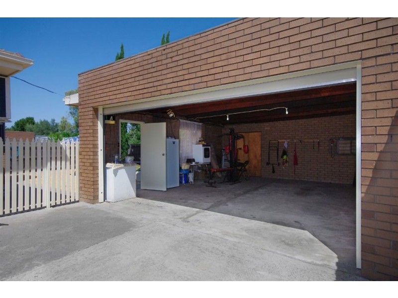 77 Dunloe Avenue, Norlane VIC 3214