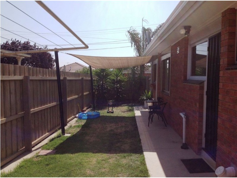 3/8 Holdsworth Court, Norlane VIC 3214