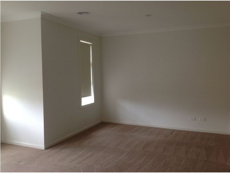17 Canopus Crescent, Lara VIC 3212