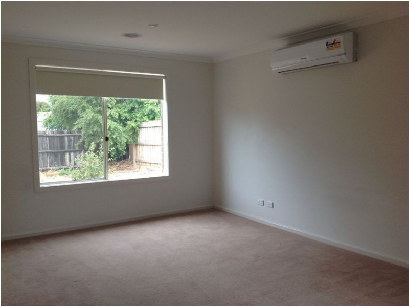 17 Canopus Crescent, Lara VIC 3212