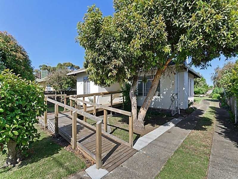 13 Ontario Avenue, Norlane VIC 3214