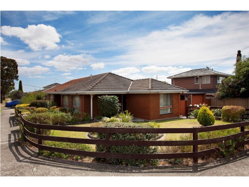 1/3 Peter Street, Bell Post Hill VIC 3215