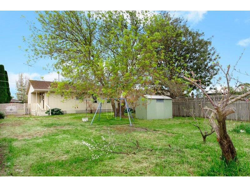 53 Glenelg Avenue, Corio VIC 3214