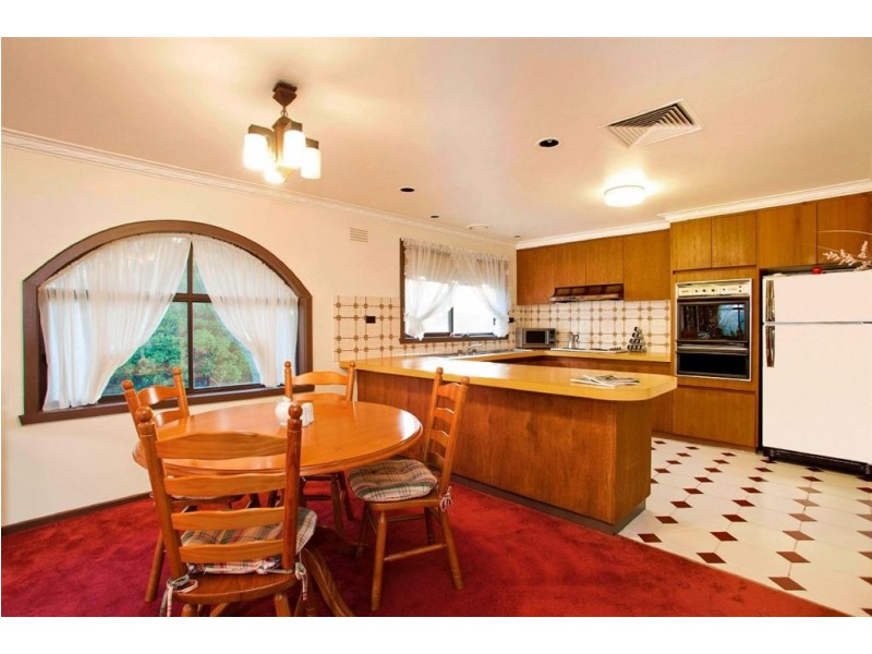 2-4 Leila Crescent, Bell Post Hill VIC 3215