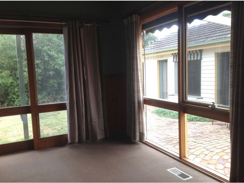 4 Glenleith Avenue, Drumcondra VIC 3215