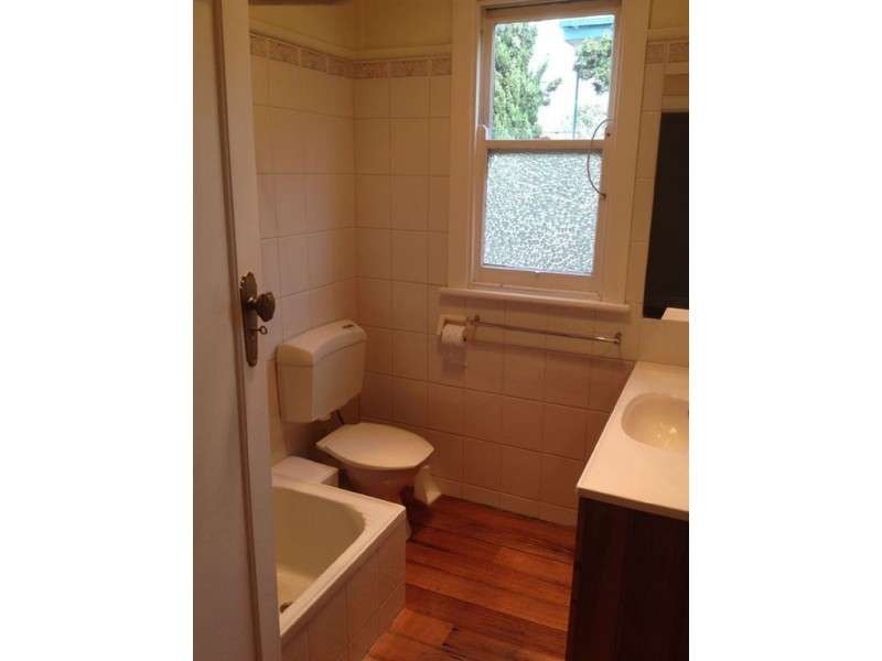 46 Percy Street, Newtown VIC 3220