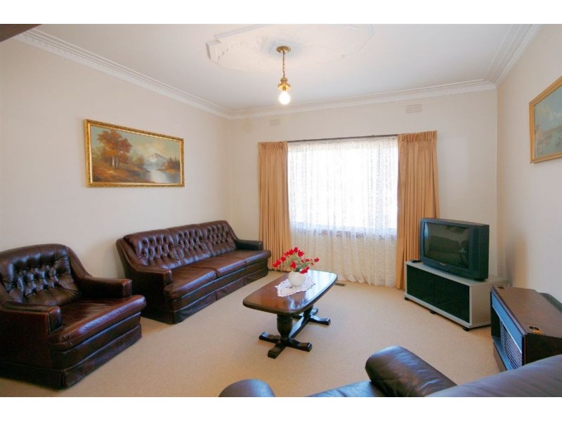 24 Walsgott Street, North Geelong VIC 3215